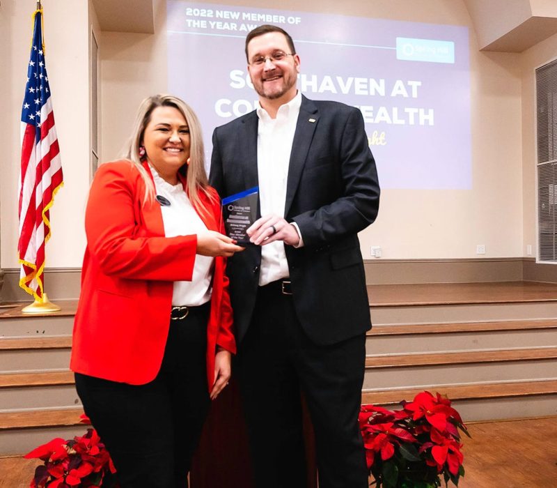 Spring-Hill-State-of-the-Chamber-2022-Clint-McCain-with-New-Member-of-the-Year-Southaven-at-Commonwealth-represented-by-Brittany-Wright